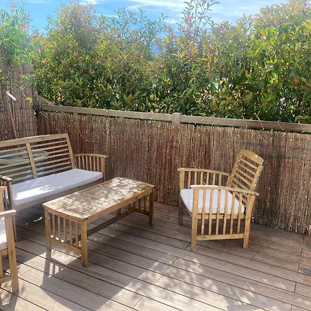 Bellucciu T2 Avec Terrasse , Jardin Piscine Privee *